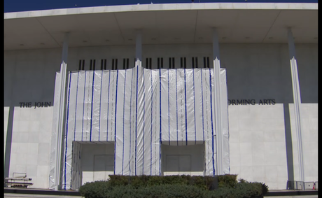 Kennedy Center’s troubling tarp cover draws Democratic fire