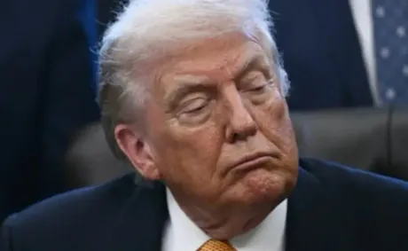 ‘He’s Unwell’: Trump’s Bizarre Six-Minute White House Stare Takes Awkward Turn After Cameras Zoom In on His Tense Exchange with Secret Service