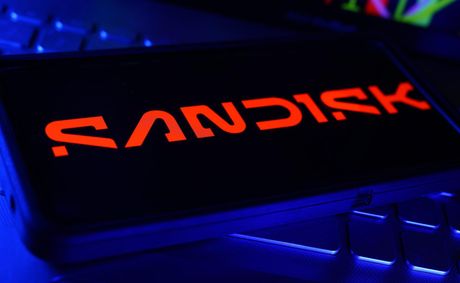 SanDisk’s 4,000% surge — is the AI memory run finally over?