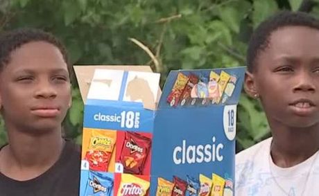 Police Officers Respond to 911 Call About Black Boys Selling Lemonade, But Refused to Shut Them Down