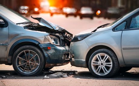 East Hollywood’s 101 crash leaves 8 hurt, 2 hospitalized
