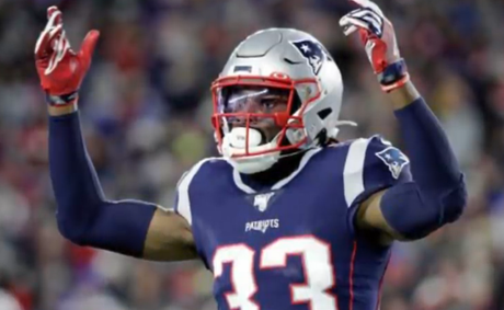 Joejuan Williams makes surprising return to Patriots