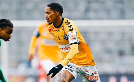 Mamelodi Sundowns Pays Over R18 Million to Bring Winger Home