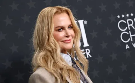 ‘Looks Different’: Nicole Kidman’s Daring Red Carpet Look Fuels Split Reactions as Some Fans Say Divorce Has Her ‘Glowing’ While Others Barely Recognize Her