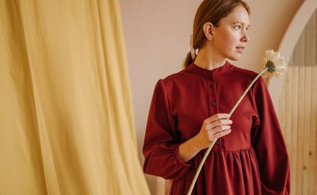 11 dress styles from the 70s that fashion quietly buried and never brought back