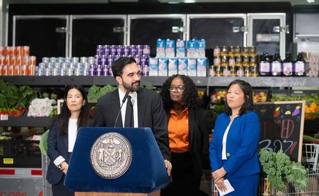Mamdani promises 30% discount at city grocery stores to offset skyrocketing food costs