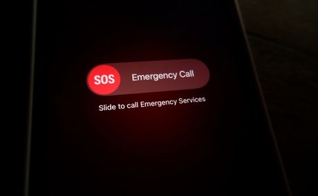 T-Mobile Down? Here is why your phone says SOS