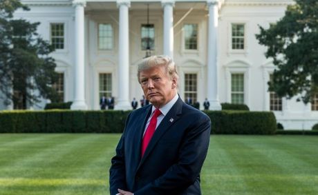 Smithsonian Chief Fires Back at White House Attack on American History Museum