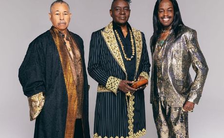 Lionel Richie, Earth, Wind & Fire Concert Postponed Minutes Before Showtime After Medical Emergency