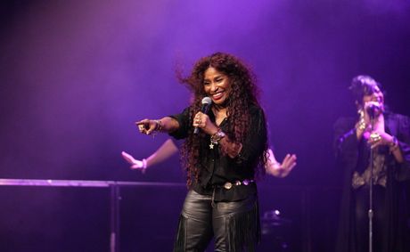 Chaka Khan opens the 10-Year Prince celebration of life