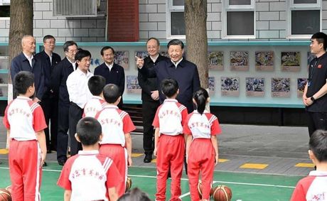 Xi Encourages Children to Carry Forward Revolutionary Traditions