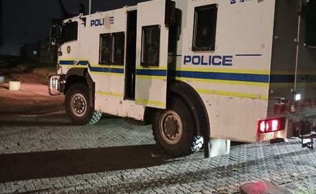 Four Arrested After Suspects Allegedly Set Pit Bulls on Police and Mob Attacked Officers During Free State Drug Raid