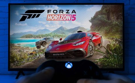 Why every Xbox account should sign in for these 4 free perks