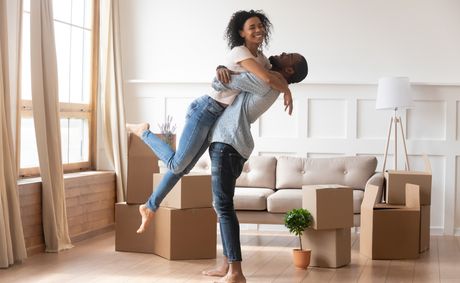 Buyers gain leverage as U.S. homes sell under asking price