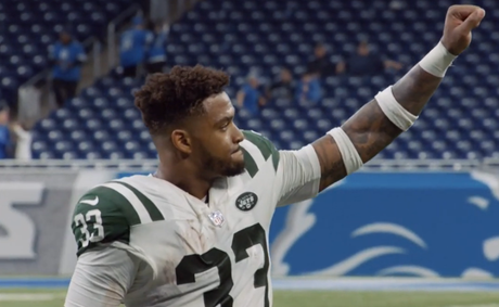 Jamal Adams begins 10th season with new team in Minnesota