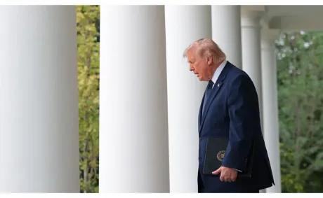 ‘Absolutely Horrific’: Trump Turned a Corner Thinking No One Was Looking — Then the Camera Caught One Detail Viewers Couldn’t Stop Zooming In On