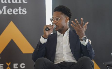Damola Adamolekun shares Red Lobster comeback playbook with Executives’ Club of Chicago